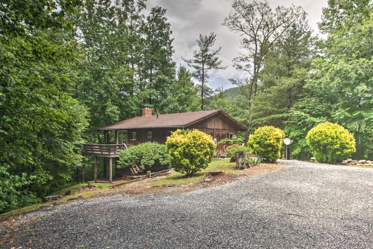 Secluded Stanardsville Cabin With 10 Acres And Hot Tub ภายนอก รูปภาพ